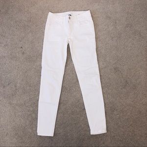 white skinny jeans